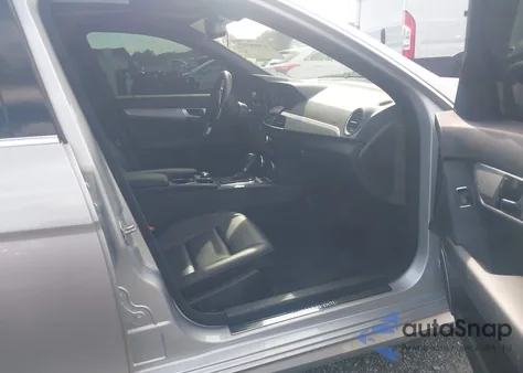 2013 Mercedes-Benz C 300 Sport 4Matic from USA, damaged, VIN WDDGF8AB4DG120995